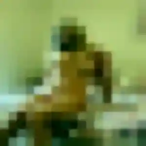 Laure, 24 ans, en ligne à Saint-Erme-Outre-et-Ramecourt pour une rencontre coquine
