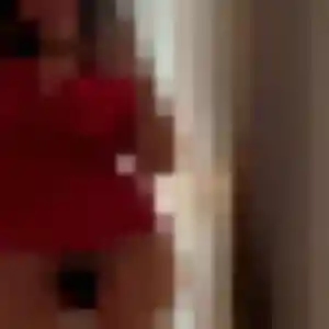 Fatima, 42 ans, connectée à Saint-Étienne-de-Fougères pour une rencontre coquine