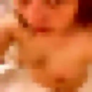 Photo sexy de Flore, 26 ans à Saint-Étienne-de-Tinée - plan discret