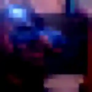Gwendoline, 35 ans, en ligne à Saint-Étienne-de-Tulmont pour une rencontre coquine
