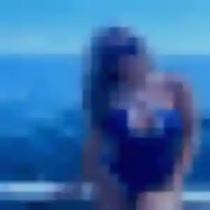 plan cul à Saint-Étienne-du-Bois : photo de Raphaelle, 34 ans - accès libre