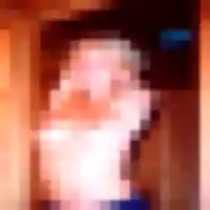 Noemie, femme de 28 ans cherche plan cul à Saint-Étienne-du-Bois