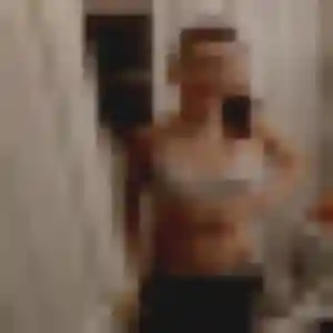 Agathe, femme de 42 ans cherche plan cul à Saint-Étienne-les-Orgues