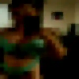 Lou-Anne, 45 ans, connectée à Saint-Eusèbe pour une rencontre coquine