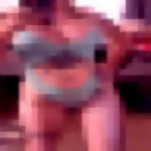 Chloe, fille de 44 ans propose plan cul à Saint-Florent-sur-Auzonnet