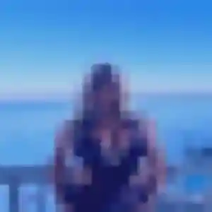 Nina, 42 ans, en ligne à Saint-Flour pour une rencontre coquine