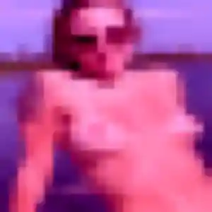Photo privée de Oumaima, 25 ans à Saint-Geniès-de-Malgoirès - plan discret
