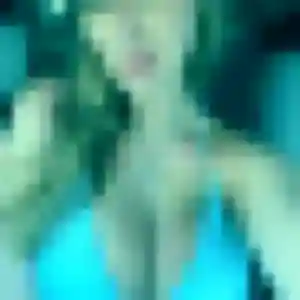Profil de Solange à Saint-Georges-Buttavent (38 ans) - plan cul discret