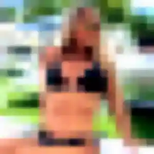 Virginie, 37 ans, connectée à Saint-Jean-Pied-de-Port pour un plan cul