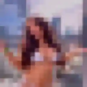 Photo exclusive de Oceane, 38 ans à Saint-Julien-de-Peyrolas - plan discret