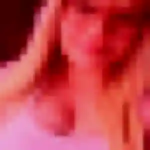Emmanuelle, fille de 28 ans veut plan cul à Saint-Julien-sur-Reyssouze