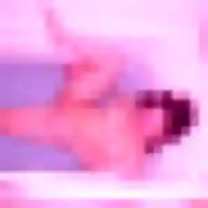 Photo privée de Delphine, 32 ans à Saint-Laurent-des-Hommes - rencontre sans lendemain