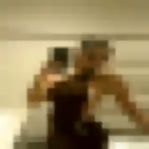 Suzanne, 24 ans, en ligne à Saint-Laurent-sur-Sèvre pour une rencontre coquine