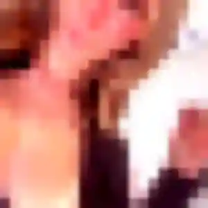 Emma, 23 ans, connectée à Saint-Léger-sur-Dheune pour un plan cul