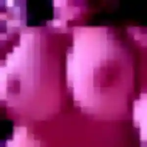 Rejoins Anne-Sophie, 38 ans à Saint-Malô-du-Bois gratuitement