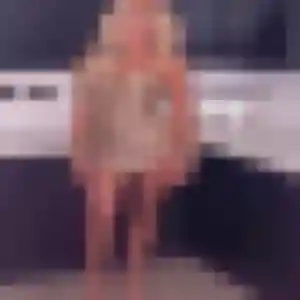 Photo de Francine à Saint-Mamet-la-Salvetat (29 ans) - plan cul sans inscription