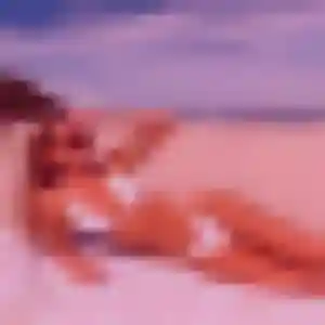 Karima, 23 ans, connectée à Saint-Martin-Boulogne pour un plan cul