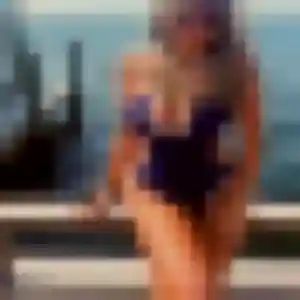 plan cul à Saint-Martin-de-la-Cluze : profil de Yael, 34 ans - inscription gratuite