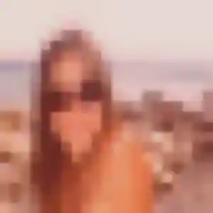 Zoe de Saint-Martin-des-Tilleuls, 25 ans - plan cul discret