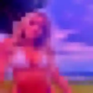 Photo de Alicia à Saint-Martin-du-Tertre (39 ans) - plan cul gratuit
