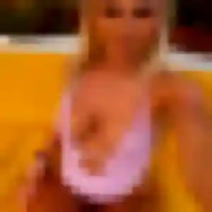 Photo de Patricia à Saint-Martin-le-Châtel (27 ans) - plan cul anonyme