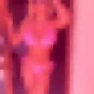 Rejoins Touria, 33 ans à Saint-Nazaire gratuitement