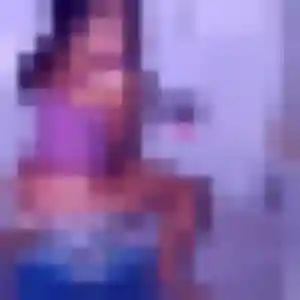 Sexy Anne-Charlotte, 40 ans à Saint-Onen-la-Chapelle - voir sa photo
