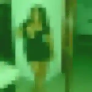 Découvre Anne-Sophie, 26 ans à Saint-Ouen en privé