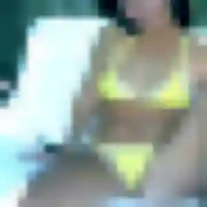 Yasmine, 36 ans, en ligne à Saint-Ouen-d'Aunis pour une rencontre coquine