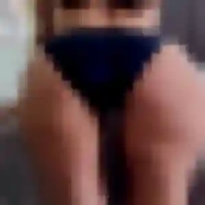 Zina (35 ans) à Saint-Pardoux-la-Rivière cherche un plan cul ce soir