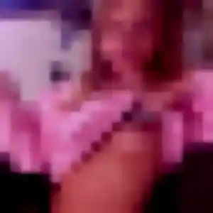 Jessica (31 ans) à Saint-Pierre-de-Lages cherche une rencontre aujourd'hui