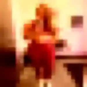 Mia, 27 ans, connectée à Saint-Pierre-de-Mons pour un plan cul