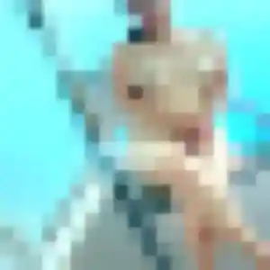 Rejoins Josephine, 27 ans à Saint-Pierre-Eynac en privé