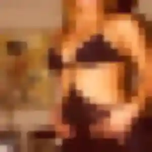 Charmante Ivana, 33 ans à Saint Privat en Périgord - découvrir son profil