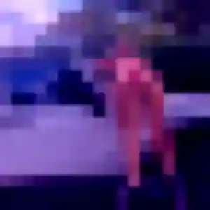 Giulia, fille de 39 ans veut plan cul à Saint-Quentin-sur-le-Homme