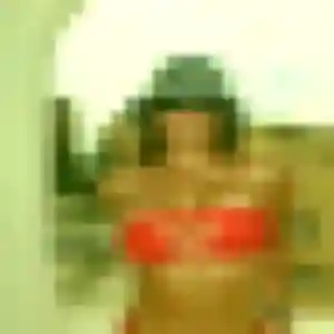 plan cul à Saint-Riquier-ès-Plains : photo de Aurelie, 32 ans - inscription gratuite