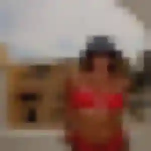 Ibtissam, fille de 29 ans propose plan cul à Saint-Romain-en-Gal