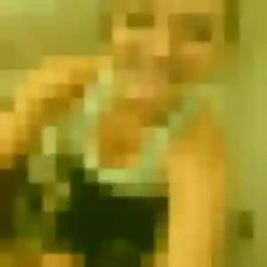 Typhaine, 42 ans, dispo pour plan cul à Saint-Sauflieu