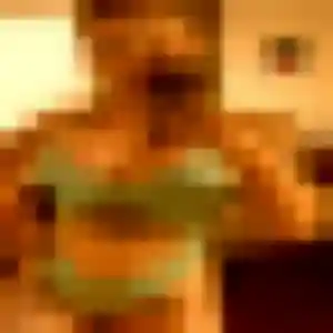 Colombine, fille de 31 ans propose plan cul à Saint-Savin
