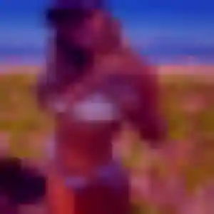 Capucine, 44 ans, disponible à Saint-Savinien pour un plan cul