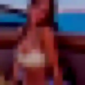 Photo privée de Cindy, 40 ans à Saint-Vincent-de-Reins - rencontre sans lendemain