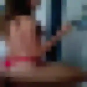 Louise, 30 ans, disponible à Saint-Vit pour un plan cul