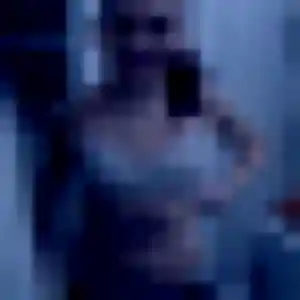 Jeanne, fille de 22 ans veut plan cul à Sainte-Anne-sur-Vilaine