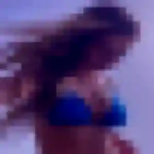 Photo de Helene à Sainte-Colombe-en-Bruilhois (23 ans) - plan cul discret