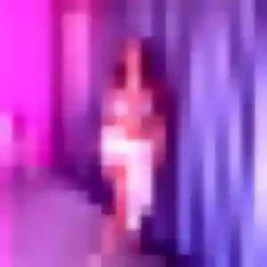 Photo de Karen à Sainte-Eanne (26 ans) - plan cul gratuit