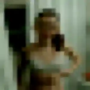 Mathilde, 45 ans, connectée à Sainte-Hélène pour une rencontre coquine