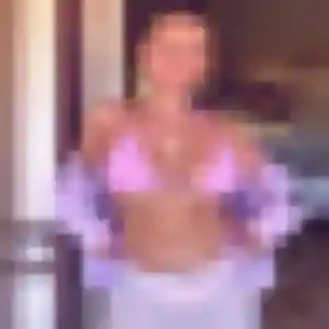 Raphaelle, 25 ans, disponible à Saivres pour une rencontre coquine