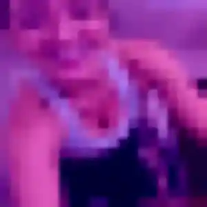 Fleur, femme de 27 ans cherche plan cul à Salagnon