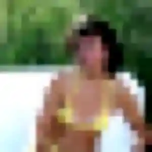 Elodie, 24 ans, connectée à Saligny-sur-Roudon pour une rencontre coquine
