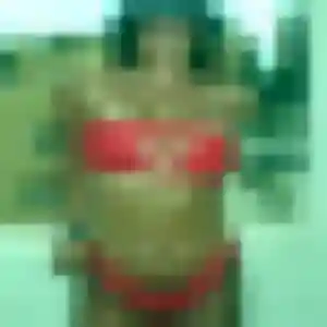 Francine, femme de 23 ans propose plan cul à Salomé